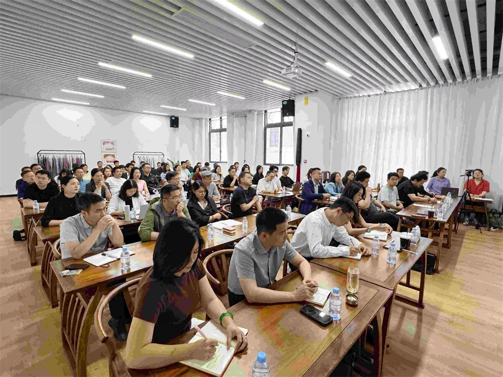 微信图片_20250530164423.jpg 微信图片_20250530164423.jpg